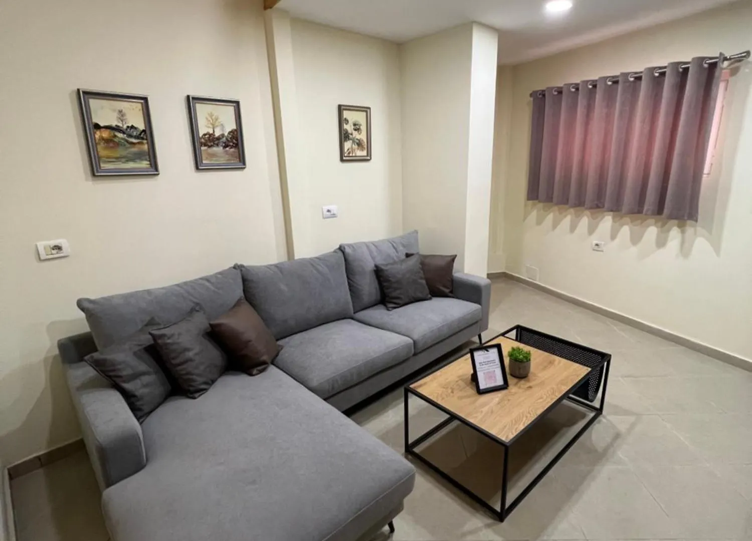 Saranda View Apartments 0*, Sarandë